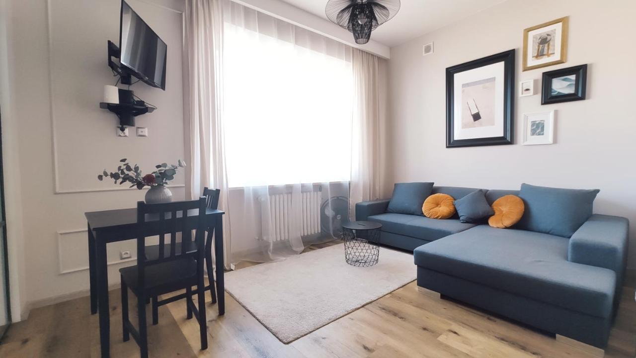Aleja Krasinskiego 5 By Homeprime Kraków Exteriör bild