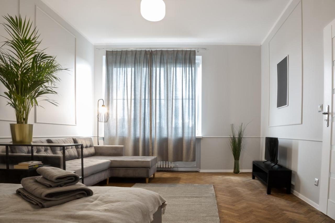 Aleja Krasinskiego 5 By Homeprime Kraków Exteriör bild
