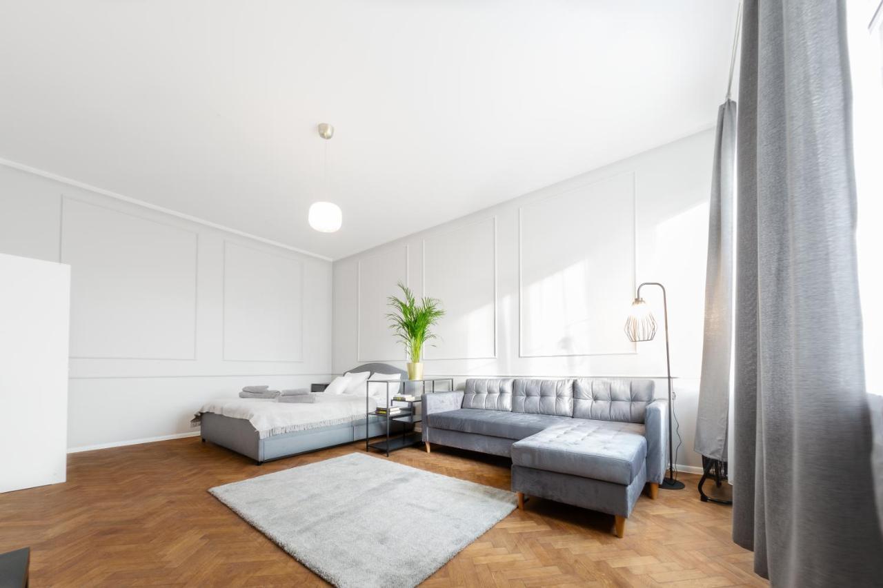 Aleja Krasinskiego 5 By Homeprime Kraków Exteriör bild